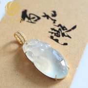 冰种玉猴送福翡翠吊坠BZB00283带证书